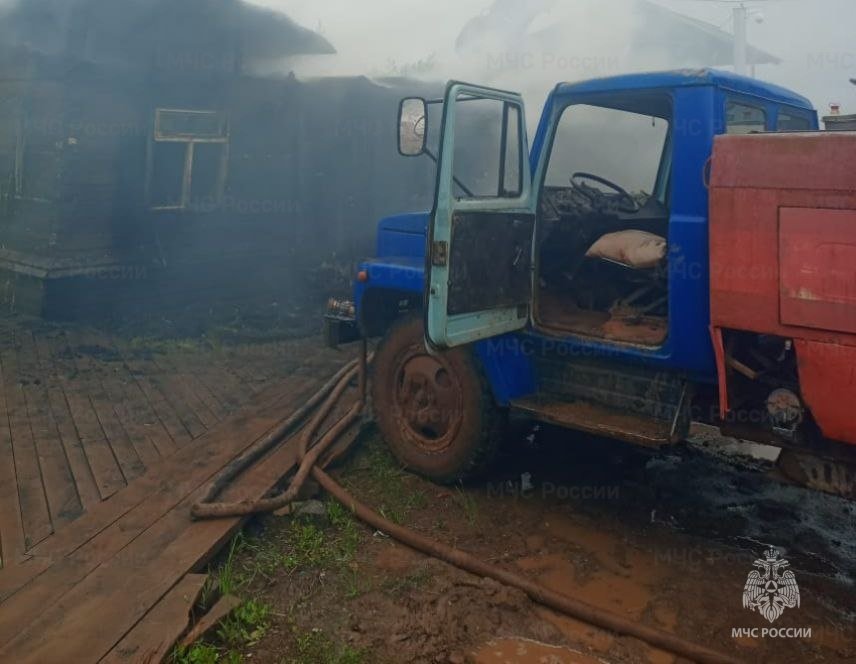 Пожар в Нижнеудинском районе